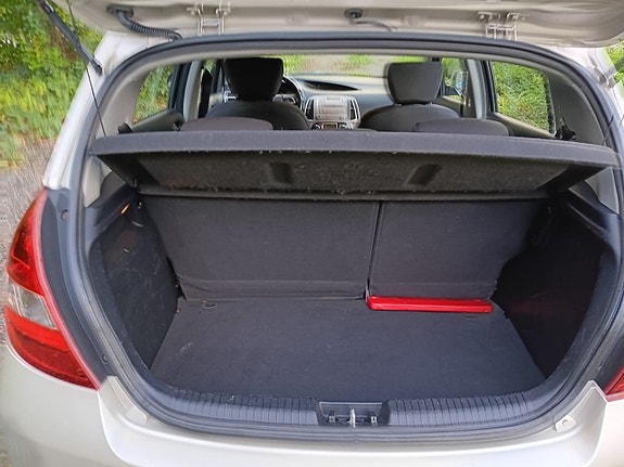 Hyundai i20 7 of 15