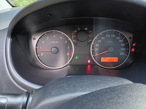 Hyundai i20 8 of 15