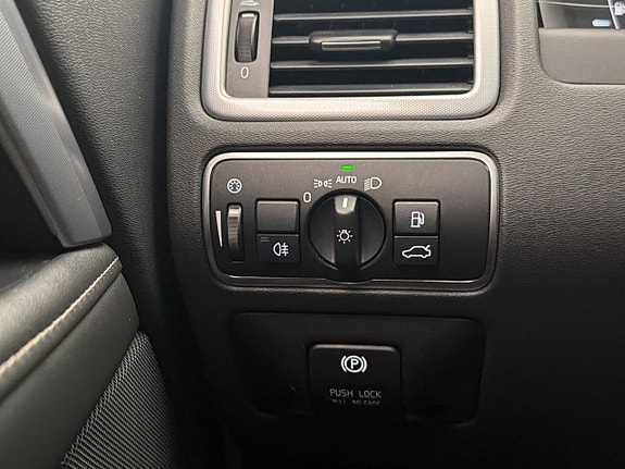 Volvo XC70 25 of 26