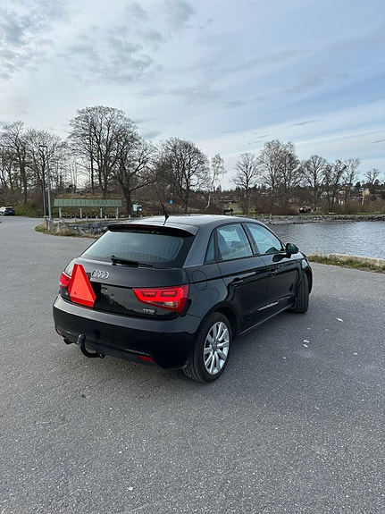 Audi A1 4 of 13