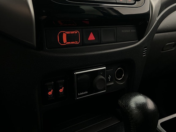 Mitsubishi L200 26 of 30