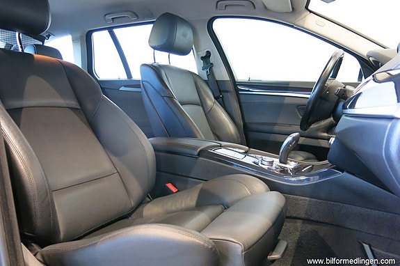 BMW 520 7 of 15