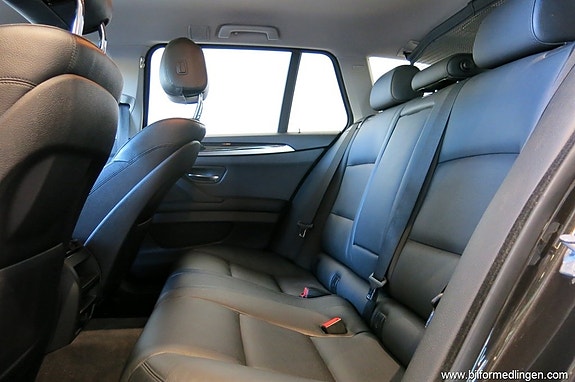 BMW 520 10 of 15