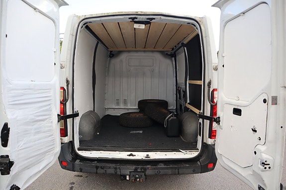 Renault Master 12 of 16