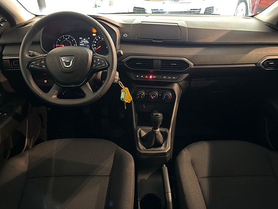 Dacia Sandero 6 of 10