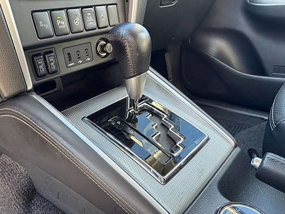 Mitsubishi L200 11 of 19