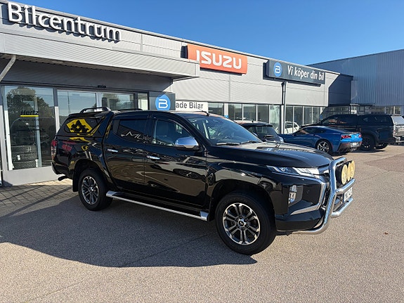 Mitsubishi L200 2 of 19