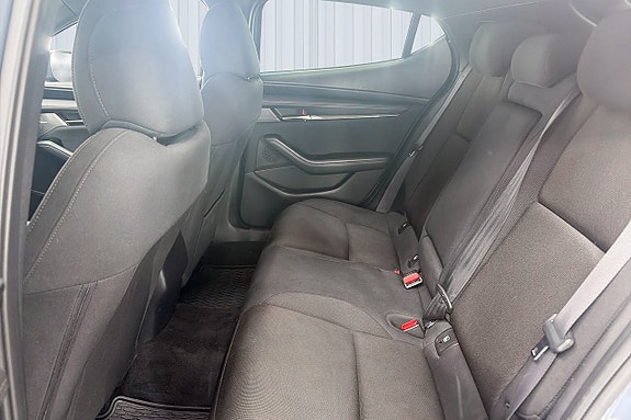 Mazda 3 15 of 18