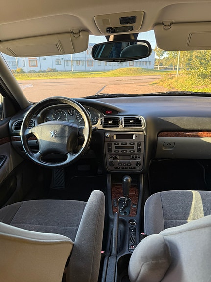 Peugeot 406 5 of 6