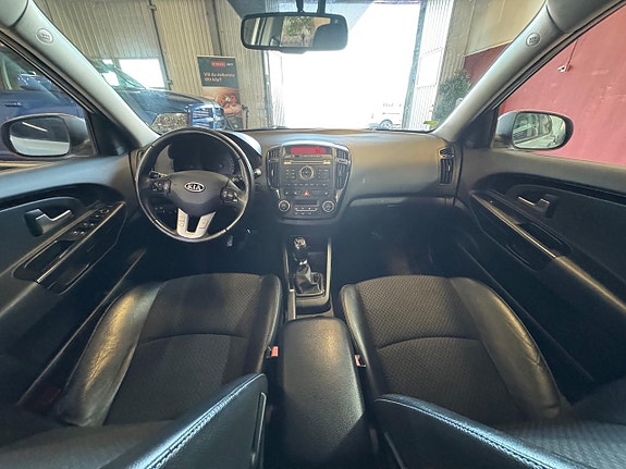 Kia Ceed 8 of 11