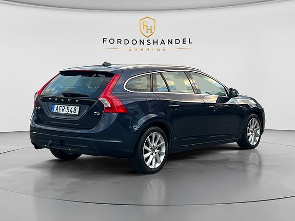Volvo V60 5 of 16