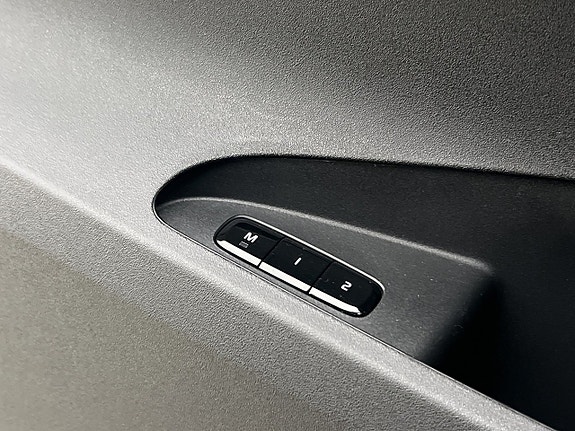 Polestar 2 14 of 30