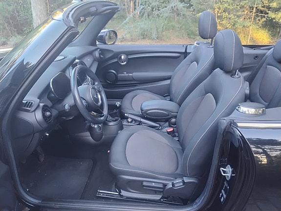 MINI Cooper 5 of 10