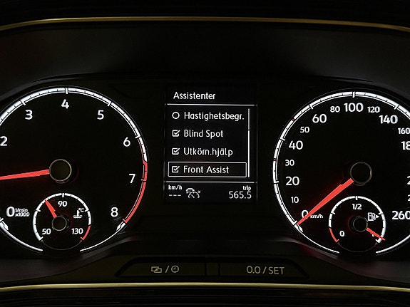 Volkswagen T-Cross 15 of 30