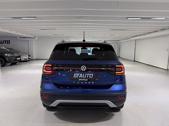 Volkswagen T-Cross 6 of 30