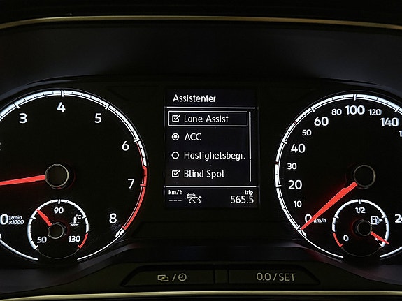 Volkswagen T-Cross 14 of 30