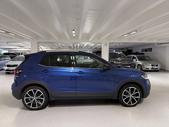 Volkswagen T-Cross 4 of 30