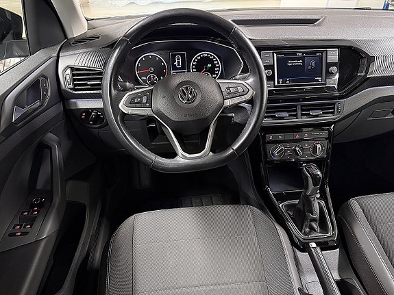 Volkswagen T-Cross 24 of 30