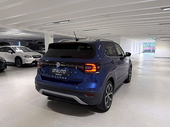 Volkswagen T-Cross 5 of 30