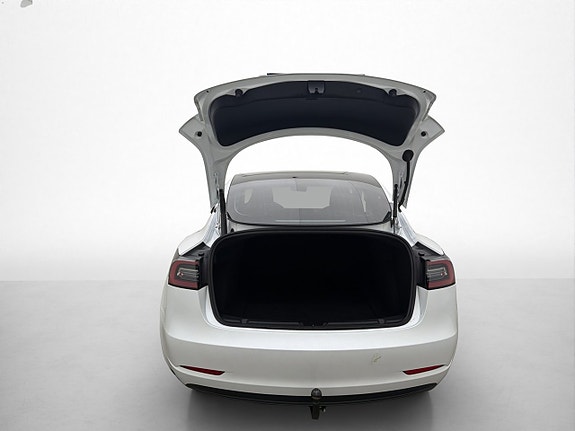 Tesla Model 3 18 of 30