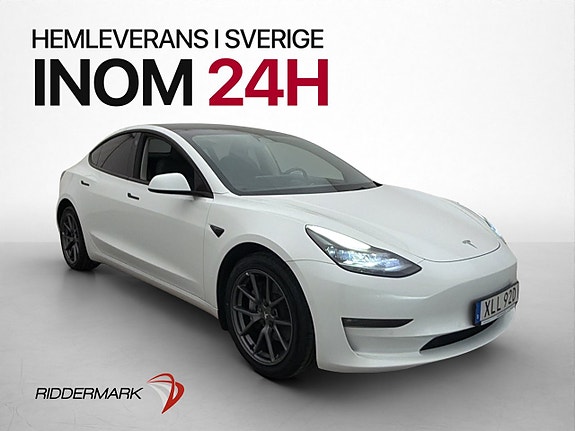 Tesla Model 3 8 of 30