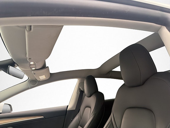 Tesla Model 3 25 of 30