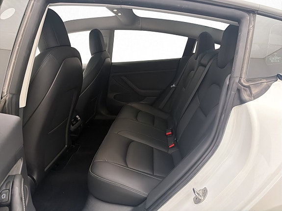 Tesla Model 3 20 of 30