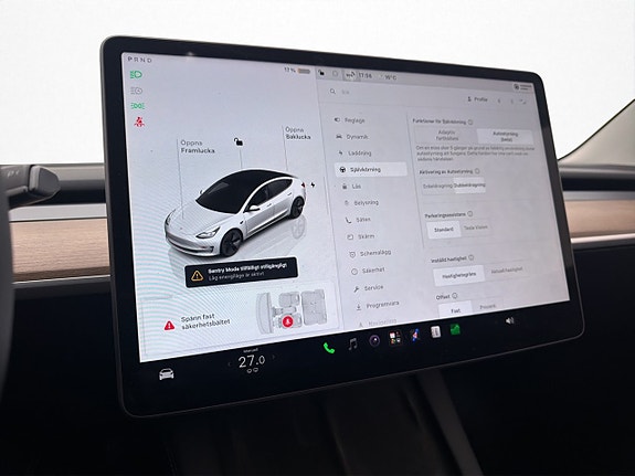 Tesla Model 3 30 of 30