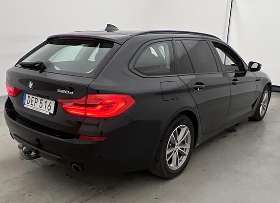 BMW 520d 2 of 4