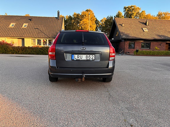Kia Ceed 5 of 8