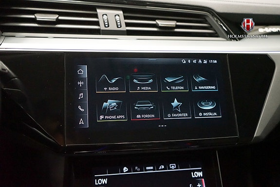 Audi Q8 e-tron 20 of 26