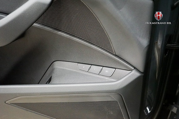 Audi Q8 e-tron 12 of 26