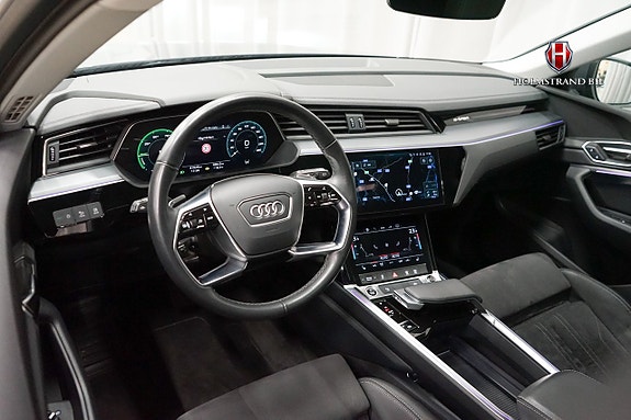 Audi Q8 e-tron 9 of 26