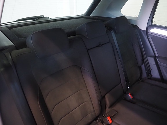 Volkswagen Tiguan 14 of 24