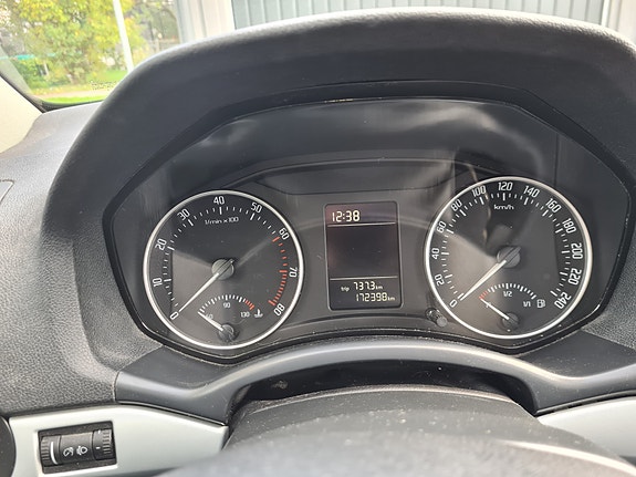 Skoda Octavia 6 of 11