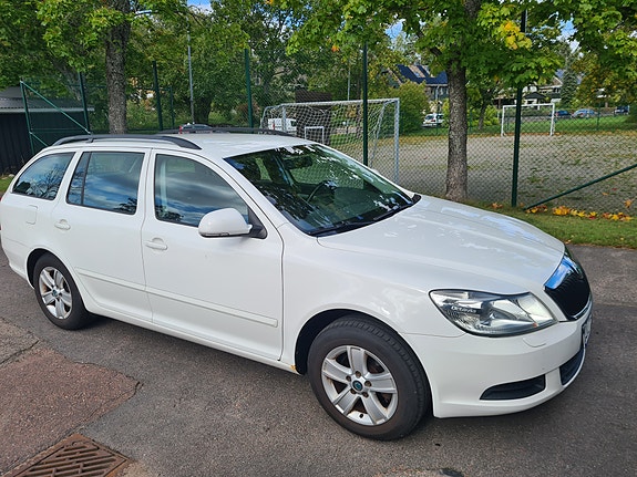 Skoda Octavia 4 of 11