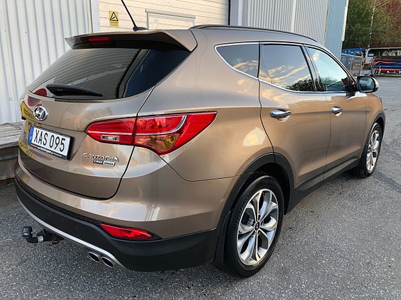 Hyundai Santa Fe 3 of 30