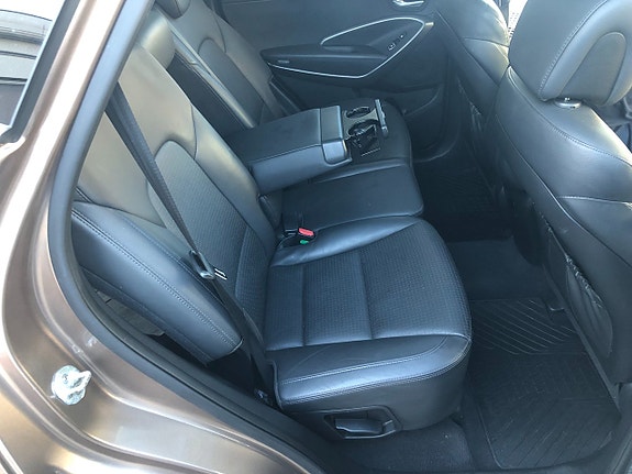 Hyundai Santa Fe 15 of 30