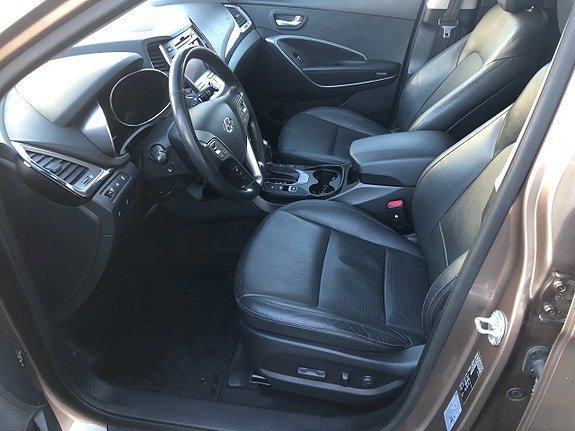 Hyundai Santa Fe 9 of 30