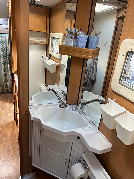 KABE travel master 18 of 25