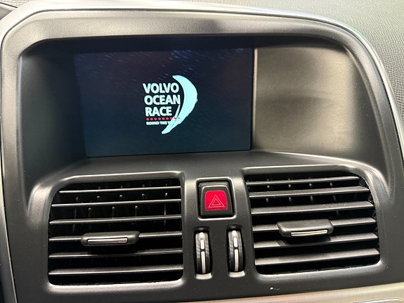 Volvo XC60 19 of 27