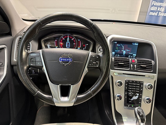 Volvo XC60 17 of 27