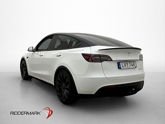 Tesla Model Y 3 of 30