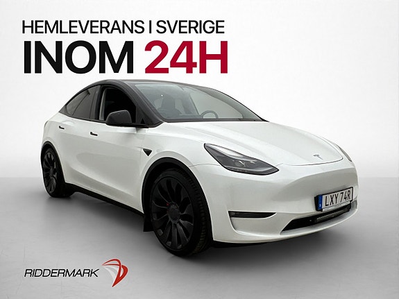 Tesla Model Y 8 of 30