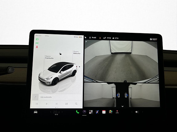 Tesla Model Y 29 of 30