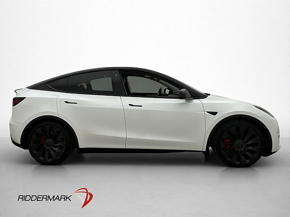 Tesla Model Y 6 of 30