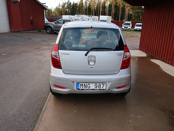 Hyundai i10 5 of 14