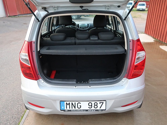 Hyundai i10 10 of 14