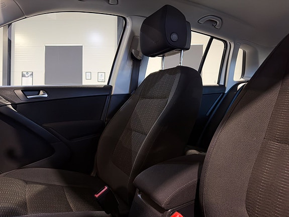 Volkswagen Tiguan 19 of 21