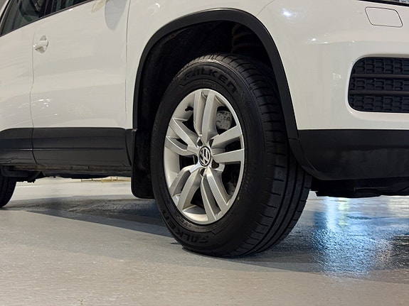 Volkswagen Tiguan 5 of 21